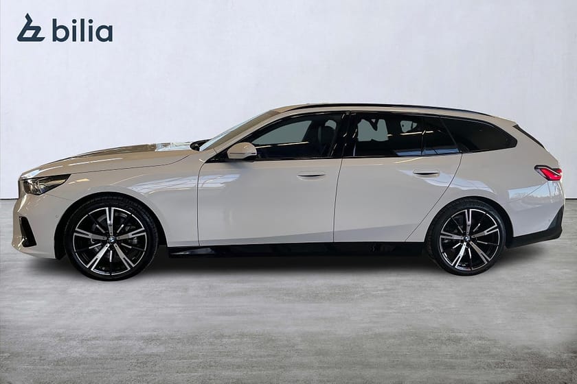 Bild 3 av BMW 520d xDrive Touring M Sport Värmare H/K Adaptiv farth