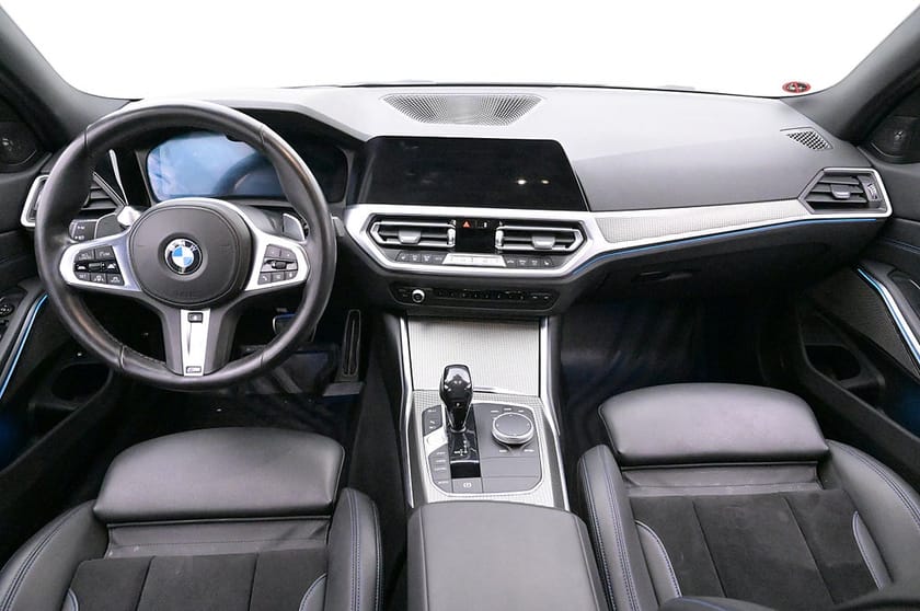 Bild 5 av BMW 330e Sedan M Sport HK HuD DAP Laser Shadow Ext.