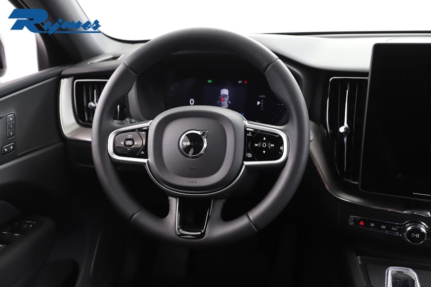 Bild 5 av Volvo XC60 T6 Plus Black Nordic Edition