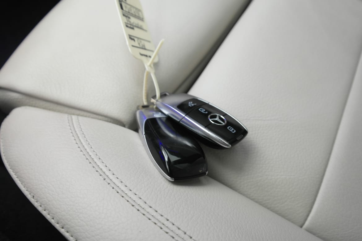 Mercedes-Benz E-Klass 2019 - miniatyr 12