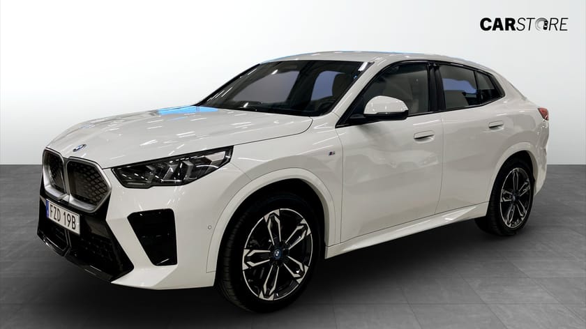 Bild 1 av BMW iX2 xDrive30 xDrive30, 306hk, M-sport|Backkamera|Drag|carplay