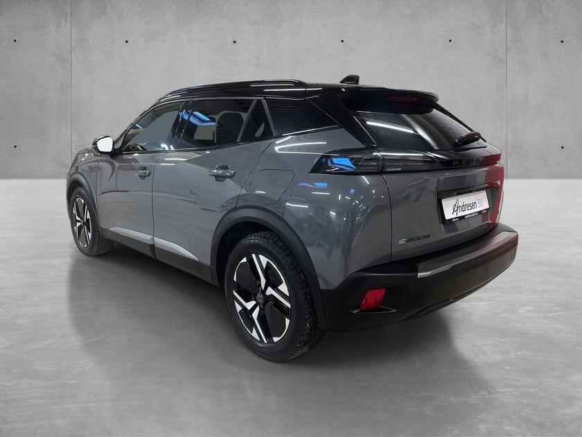 Bilde 3 av Peugeot e-2008 GT  El.førersete/Adaptiv cruise/Sort tak/Carplay/