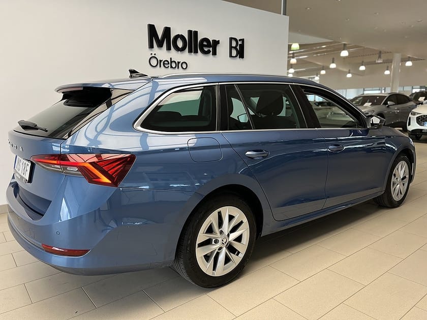 Bild 2 av Škoda Octavia Kombi Skoda Combi STYLE 1.5 150hk I Bkamera/Drag/Värmare