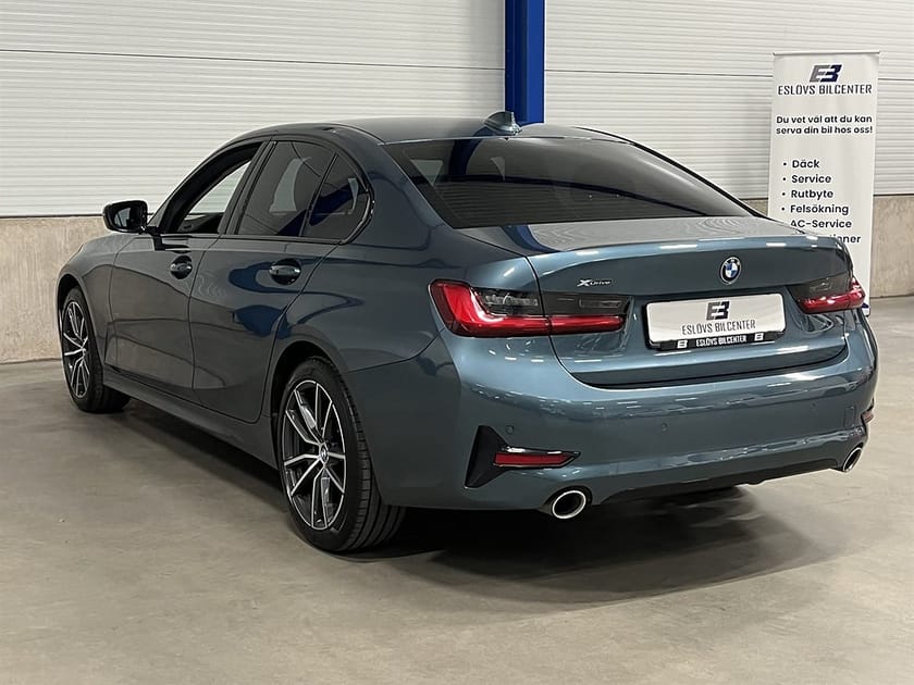 Bild 5 av BMW 320d xDrive Sedan 320 190 HK / Sport line / Drag / Läder / Shadow line