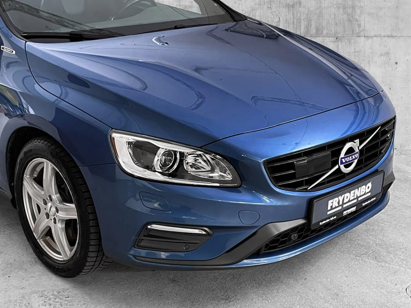 Bilde 2 av Volvo V60 D5 AWD TWIN R-DESIGN VOC|ACC|KAMERA