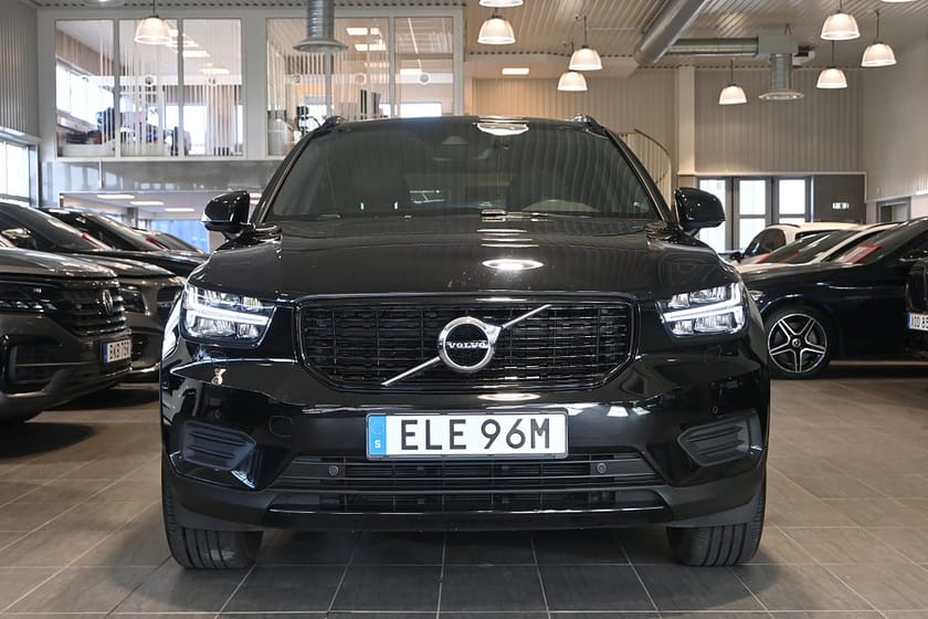 Bild 5 av Volvo XC40 B4 AWD 197hk R-Design Drag Läder