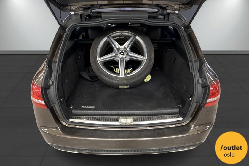 Bilde 5 av Mercedes-Benz C 350 T e C350e Plug-In 279 HK AMG / luftfjæring /Ad. Cruise