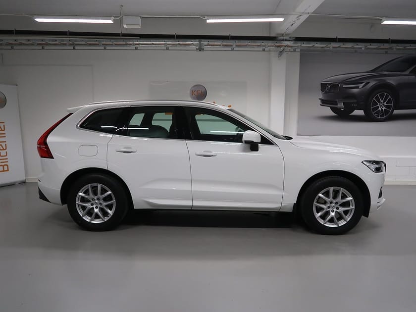 Bild 5 av Volvo XC60 T5 AWD V-Däck ingår Värmare-VoC-Keyless-Pilot-CarPlay-P