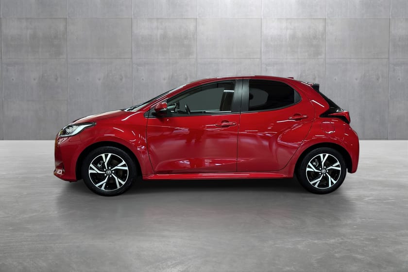 Bilde 2 av Toyota Yaris Hybrid 115 1.5 Bensin Automatgir Active Tech