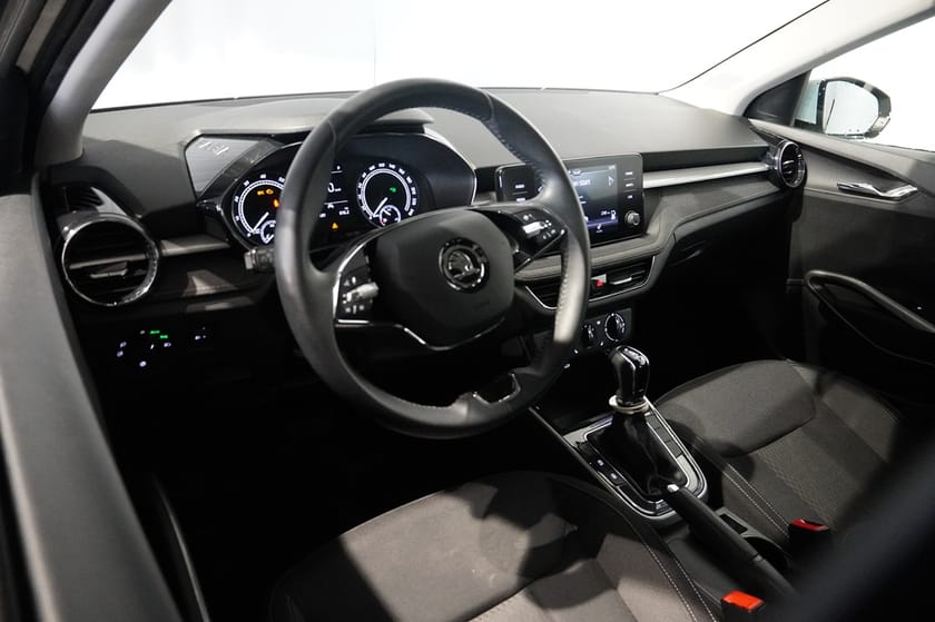 Bild 4 av Škoda Fabia STYLE 1,0 TSI - AUTOMAT / CARPLAY / SENSOR