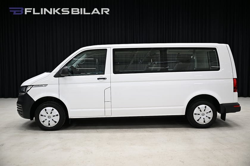 Bild 2 av Volkswagen Caravelle DSG 150HK L2 9-Sits|Drag|Värmare|GPS|Backkamera|Lågmil
