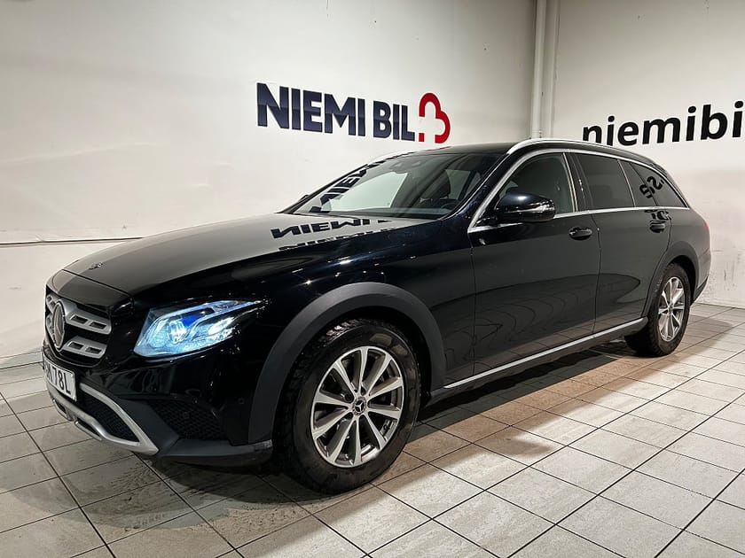 Bild 4 av Mercedes-Benz E 220 d 4MATIC All-Terrain 4M Burmester Drag GPS SoV