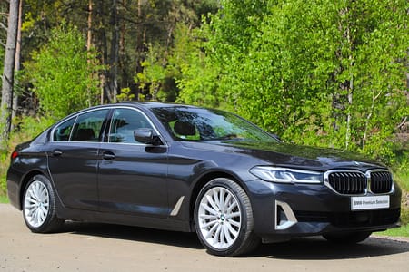 BMW 545e xDrive Sedan