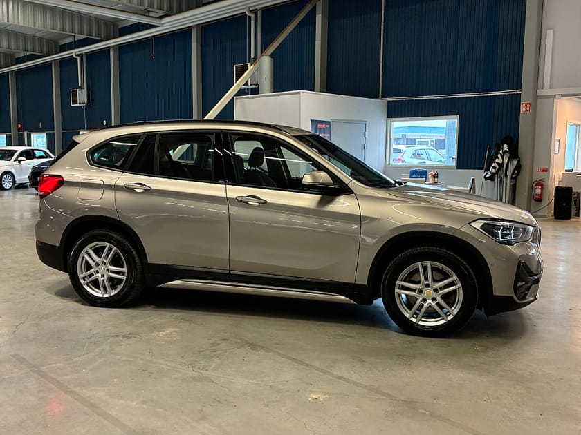 Bild 3 av BMW X1 xDrive25e 