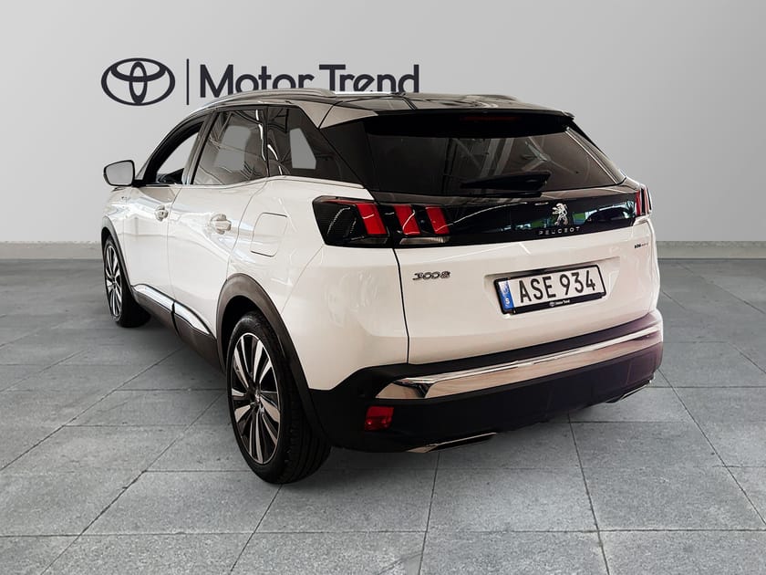 Bild 2 av Peugeot 3008 GT HYBRID4 PHEV 300hk Aut 4WD CARPLAY NAV