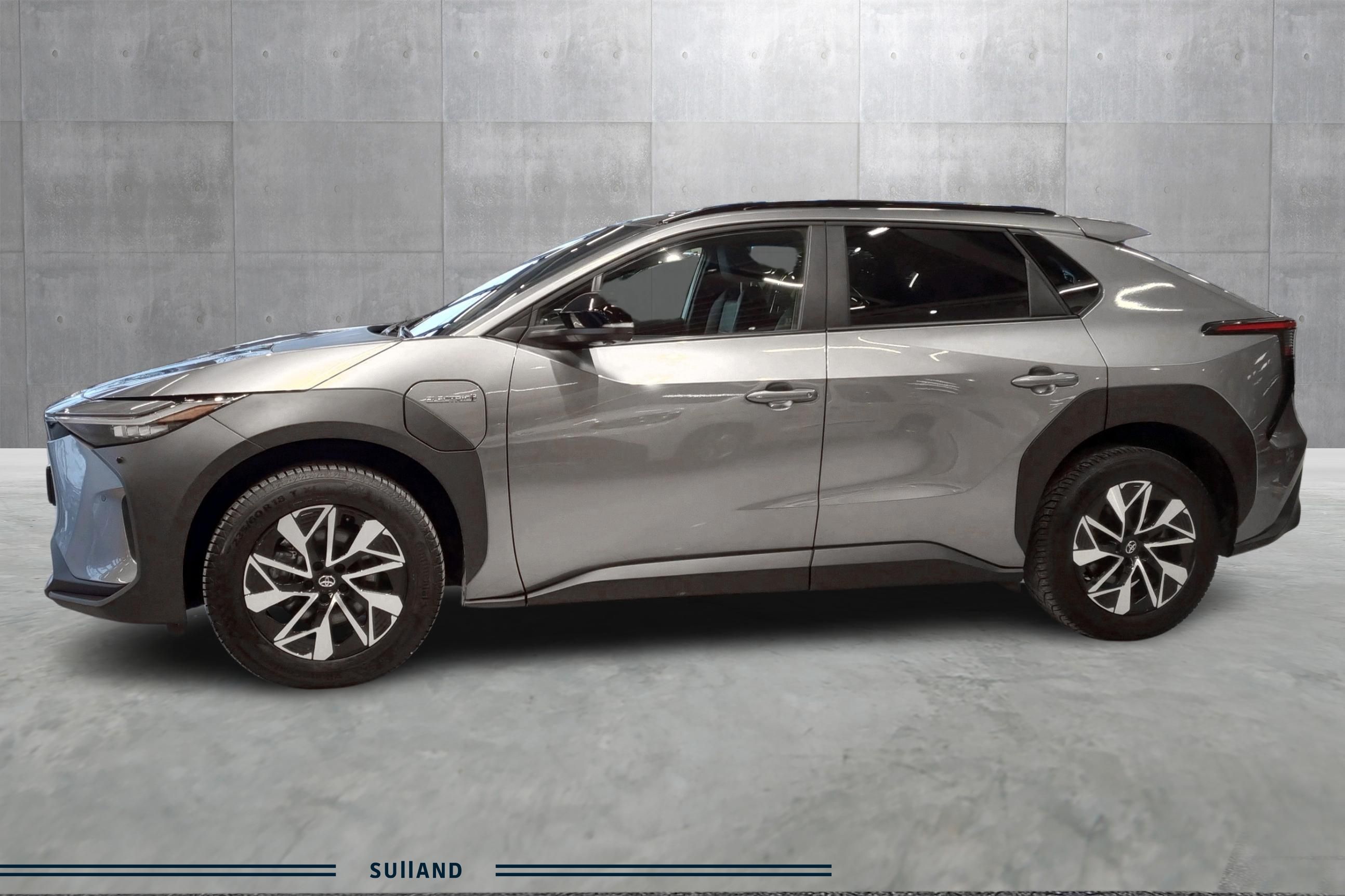 Thumnail bilde 1 av Toyota bZ4X