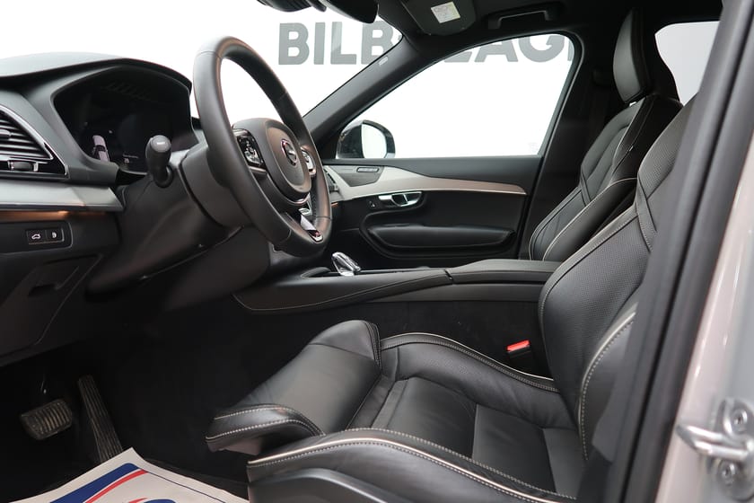 Bild 4 av Volvo XC90 7-seater Recharge T8 Plus Dark, Drag