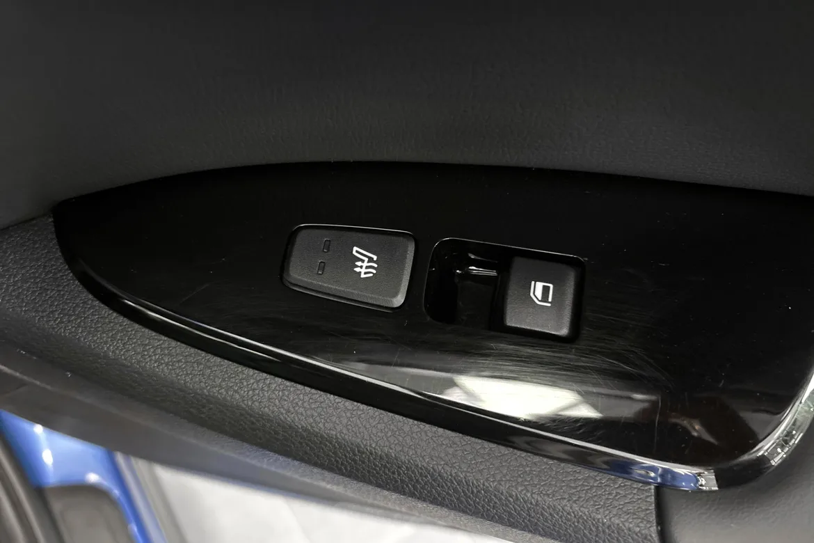 picture of a car