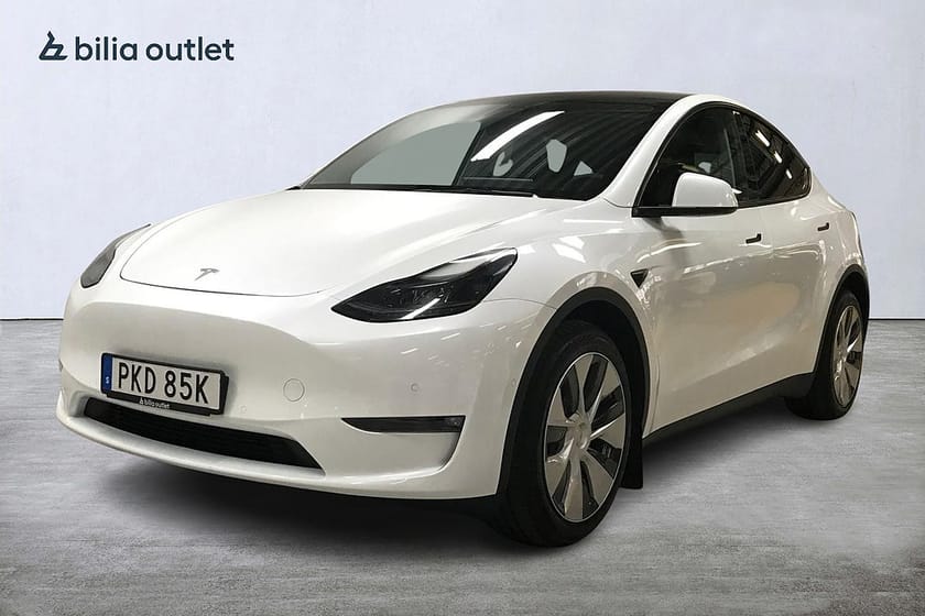 Bild 1 av Tesla Model Y Long Range AWD 514hk Panorama Autopilot Drag Backkamera