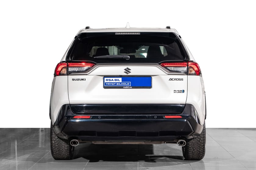 Bilde 5 av Suzuki Across Plug-in hybrid 4x4 SUV-en som gir deg ALT!