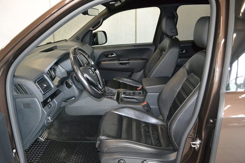Bild 5 av Volkswagen Amarok 2.9t 3.0 V6 TDI 4M Aventura Drag Värmare Inredning 258hk