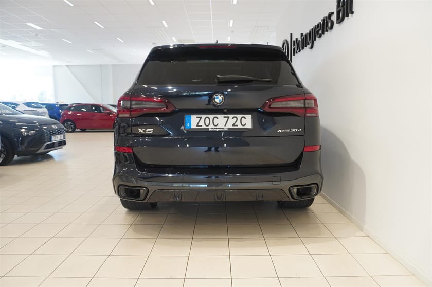 Bild 4 av BMW X5 xDrive30d M Sport Innovation Panorama Laser Night Vision
