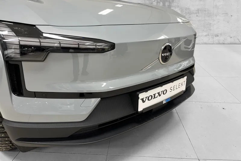 Volvo EX30 Single Motor Extended Range bilde 2