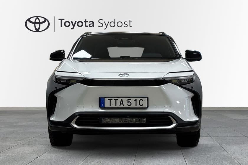 Bild 5 av Toyota bZ4X Executive AWD Panoramatak JBL