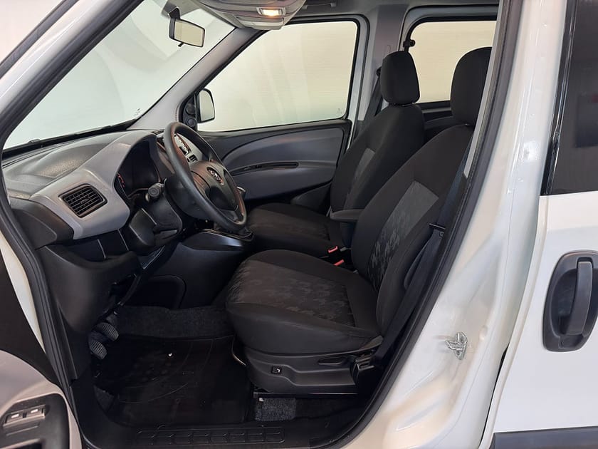Bild 5 av Opel Combo 7-Seater 7-SITS 1.4