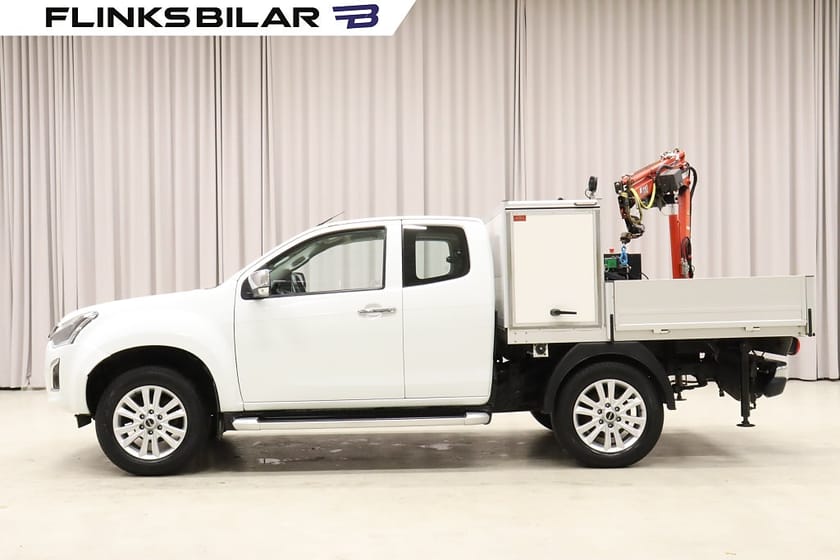 Bild 2 av Isuzu D-Max Space Cab 163HK Automat|Kranbil|Halvskåp|EnÄgare|Momsbil