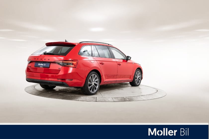 Bilde 5 av Škoda Superb iV Combi Sup3fl stv spo phev tsi dsg
