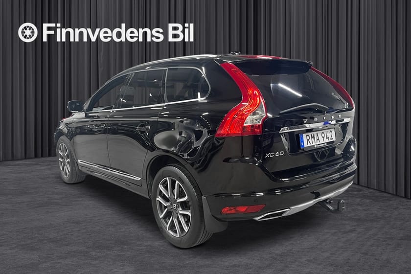 Bild 2 av Volvo XC60 D4 AWD Classic Summum*S&V-hjul/DRAG/NAV/KAMERA*