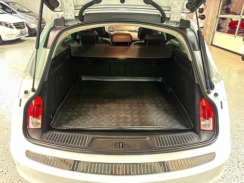 Bild 4 av Opel Insignia Sports Tourer 2.0 CDTI 4x4 Business NyKamrem