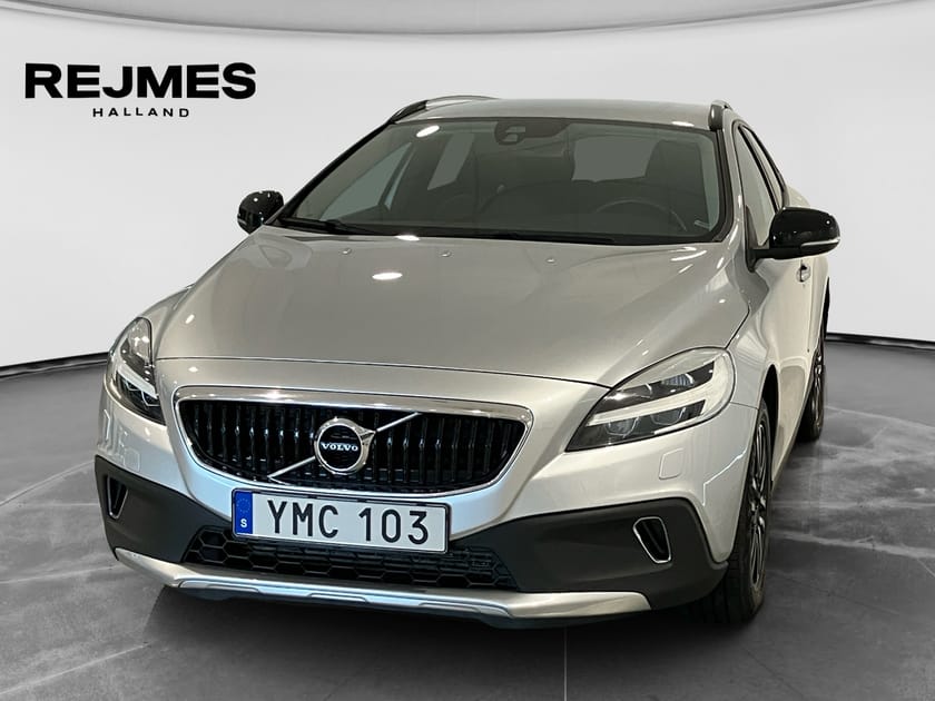 Bild 1 av Volvo V40 Cross Country D3 Business Advanced |  Programbar bränslevärmare