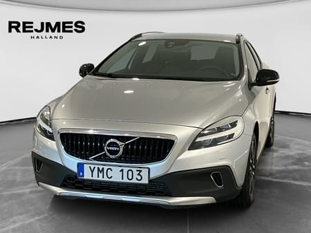 Volvo V40 Cross Country D3 Business Advanced |  Programbar bränslevärmare