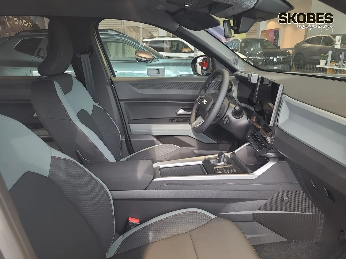 Dacia Bigster Hybrid 155