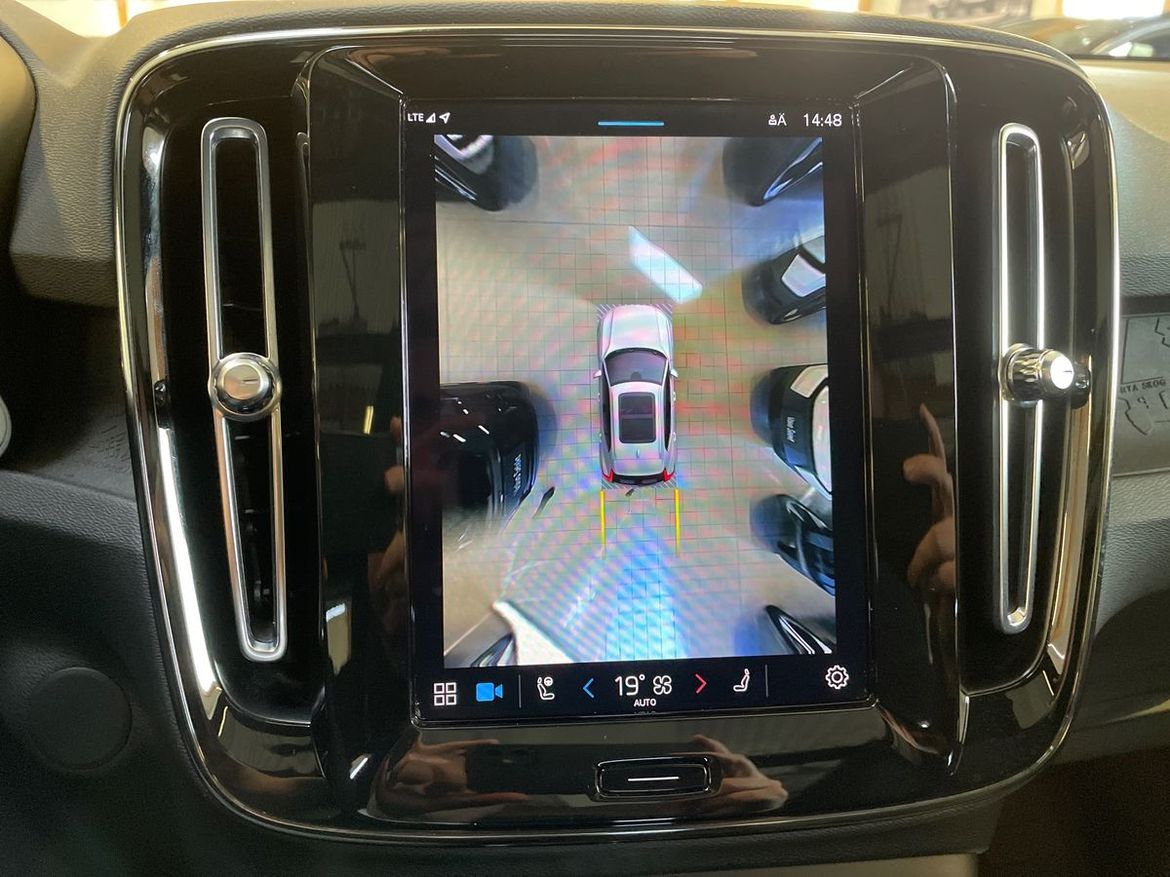 Volvo XC40 2023 - miniatyr 8