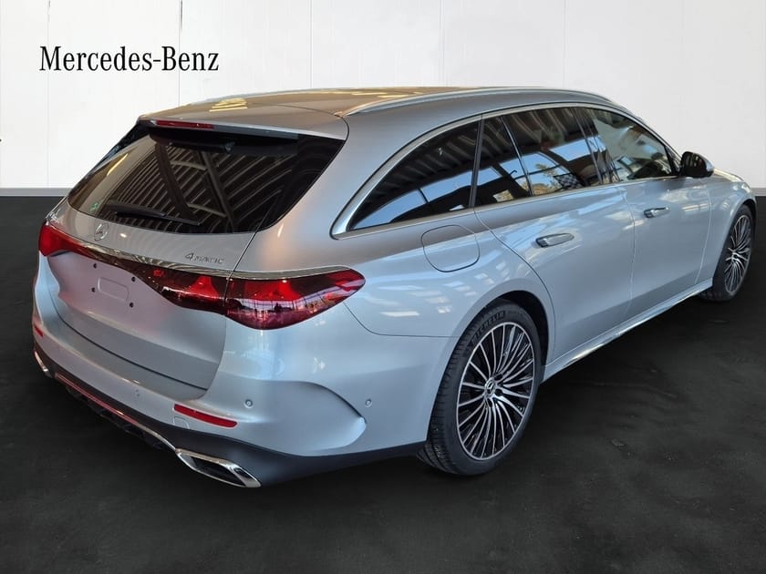 Bild 4 av Mercedes-Benz E 300 d e 4MATIC T de Kombi AMG Advanced Edition