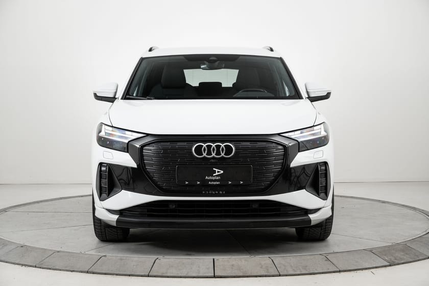 Bilde 3 av Audi Q4 45 e-tron quattro Business edition ACC/Krok/Kamera/Matrix