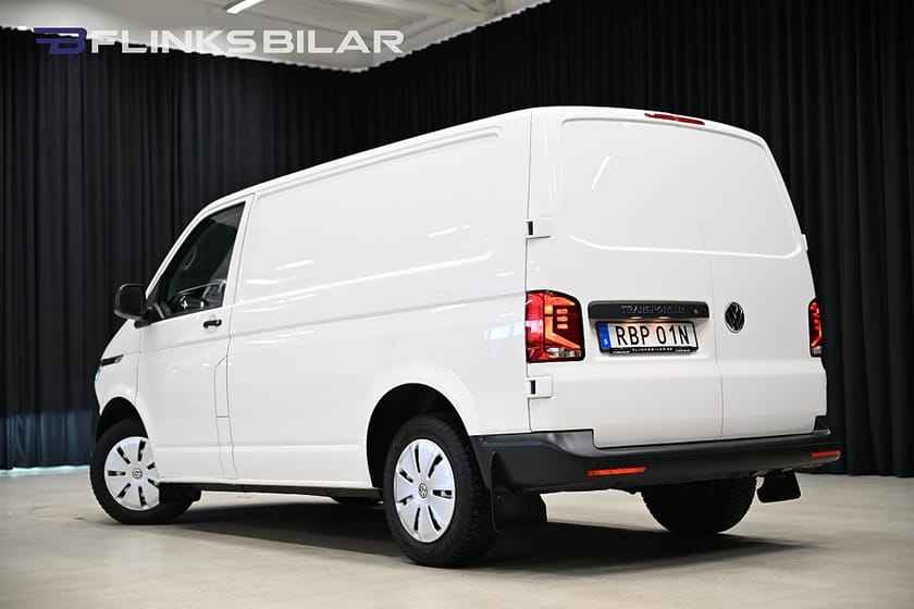 Bild 4 av Volkswagen Transporter DSG 150HK Dieselvärmare|V-Inredd|LED|EnÄgare|Leasbar