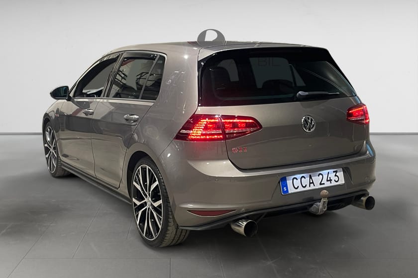 Bild 5 av Volkswagen Golf  GTI Performance 2.0 TSI 230 HK DSG PDC DRAG CARPLAY 19"