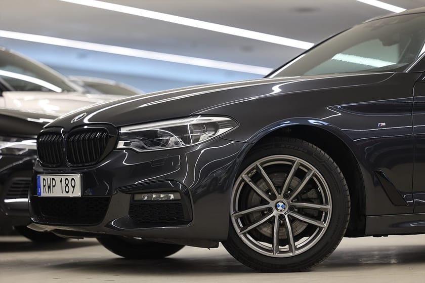 Bild 4 av BMW 520d xDrive Touring 190hk M Sport Pano 360 H/K Läder HUD Drag