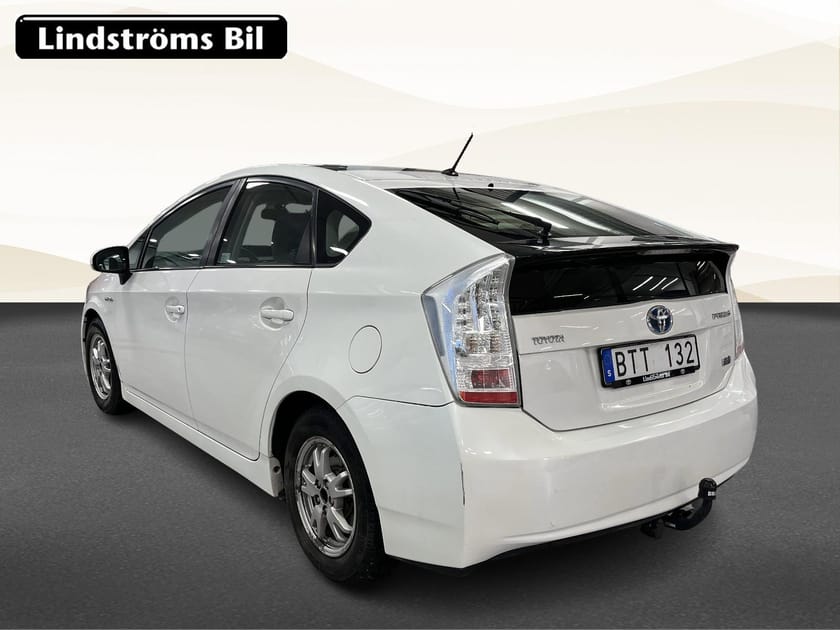 Bild 4 av Toyota Prius Hybrid CVT, 136hk 1,8 Panoramatak, Drag
