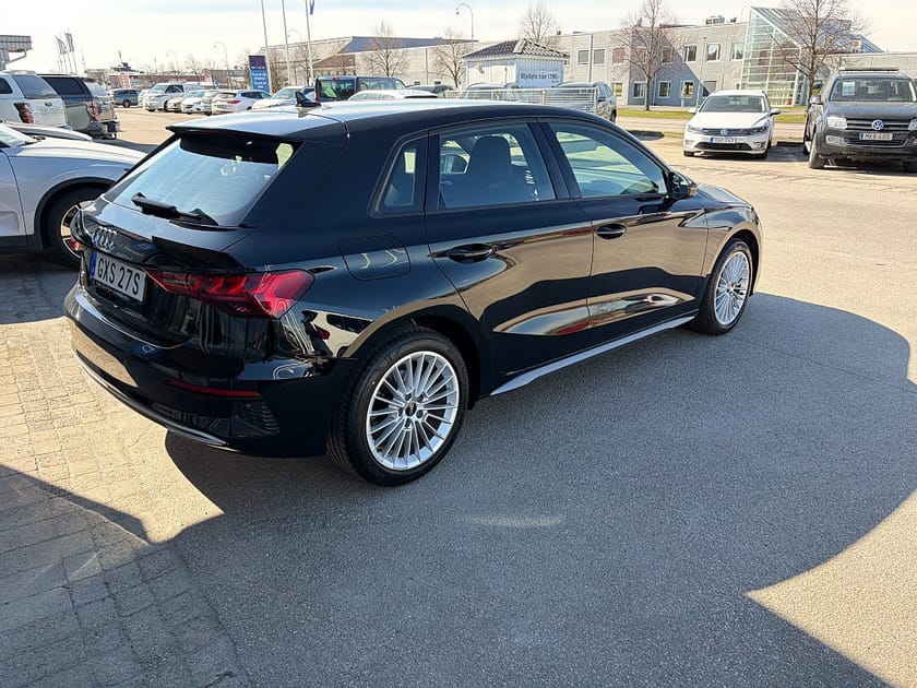 Bild 5 av Audi A3 Sportback 35 TFSI S Tronic, AppleCarply,Cockpit