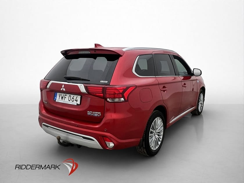 Bild 5 av Mitsubishi Outlander PHEV AWD Business X Drag Skinn 360°