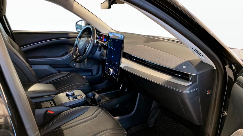 Bild 3 av Ford Mustang Mach-E Long Range RWD 294HK | Teknikpaket |61 mil|