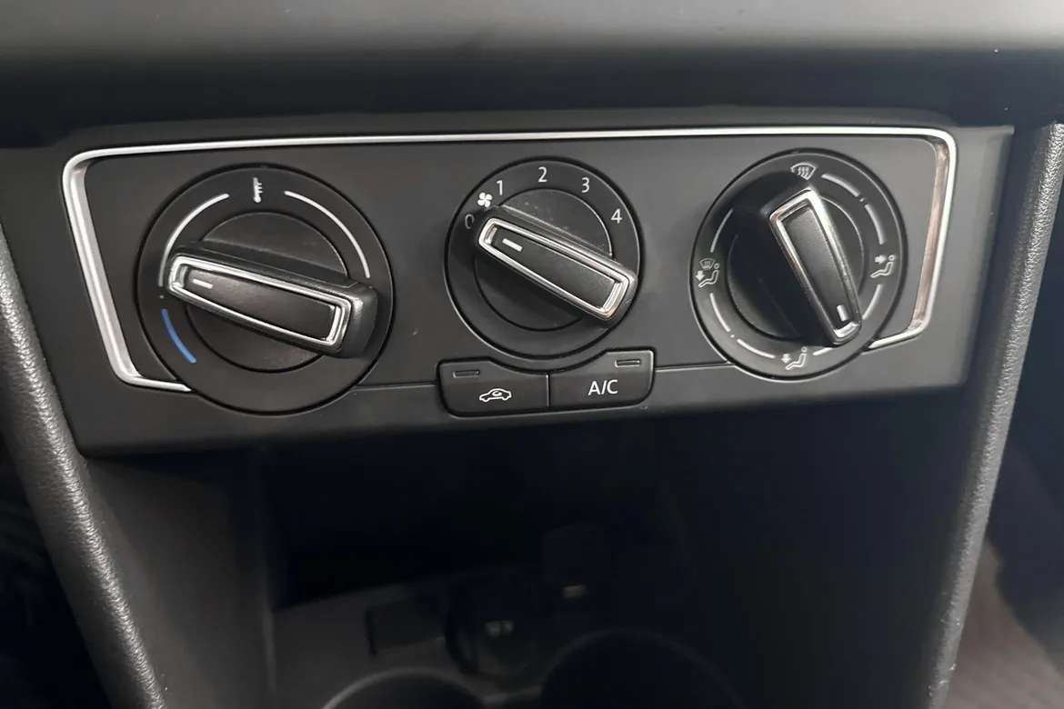 picture of a car