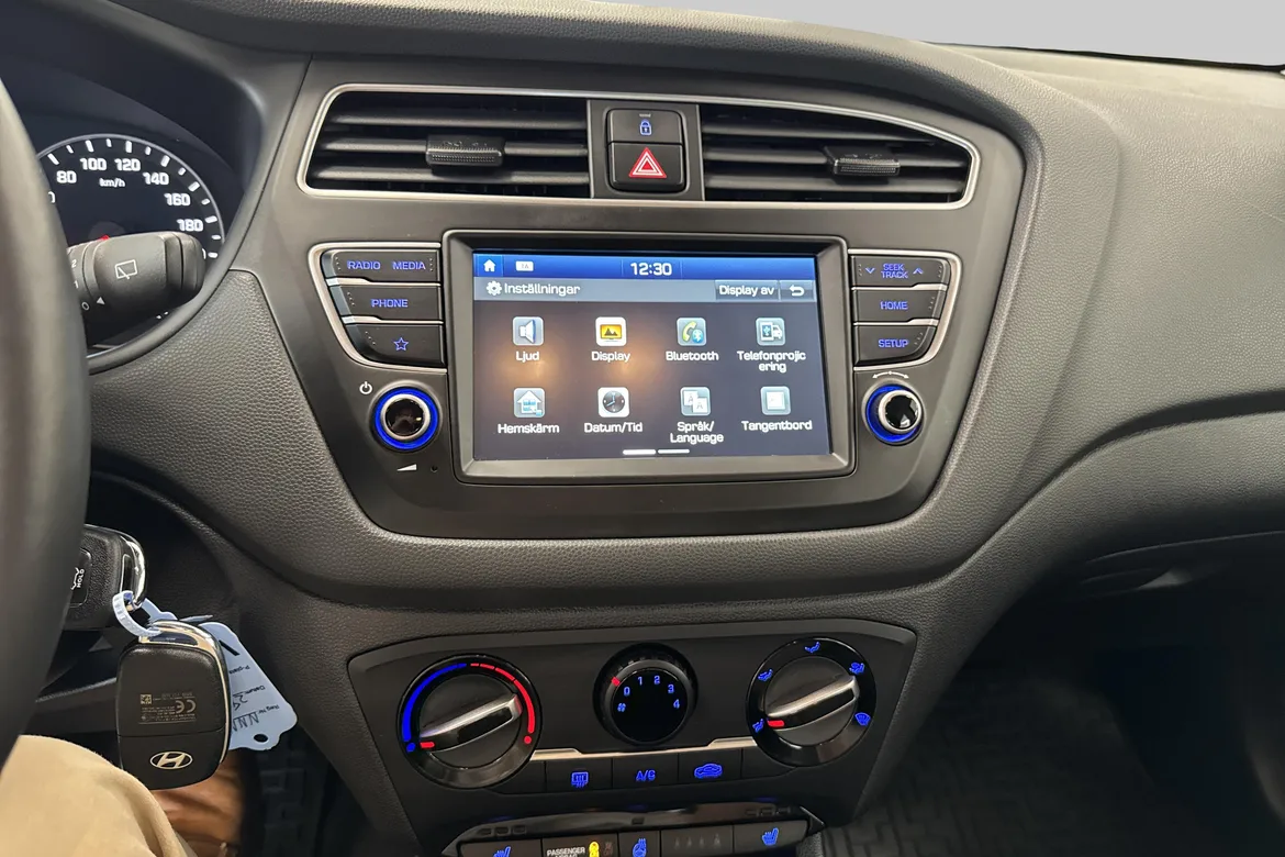 picture of a car
