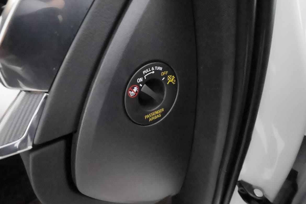 Volvo XC90 2023 - miniatyr 18