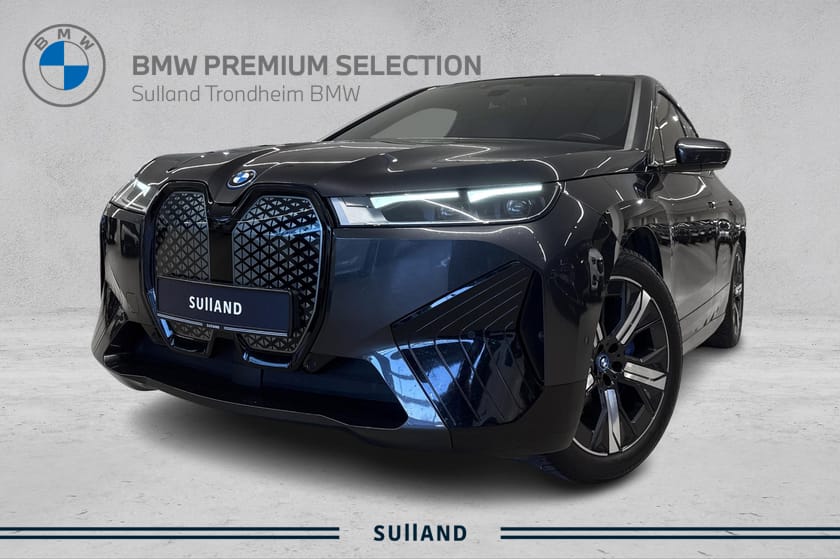 Bilde 1 av BMW iX xDrive40 xDrive40/Harman/panoramatak/Krok/BSI